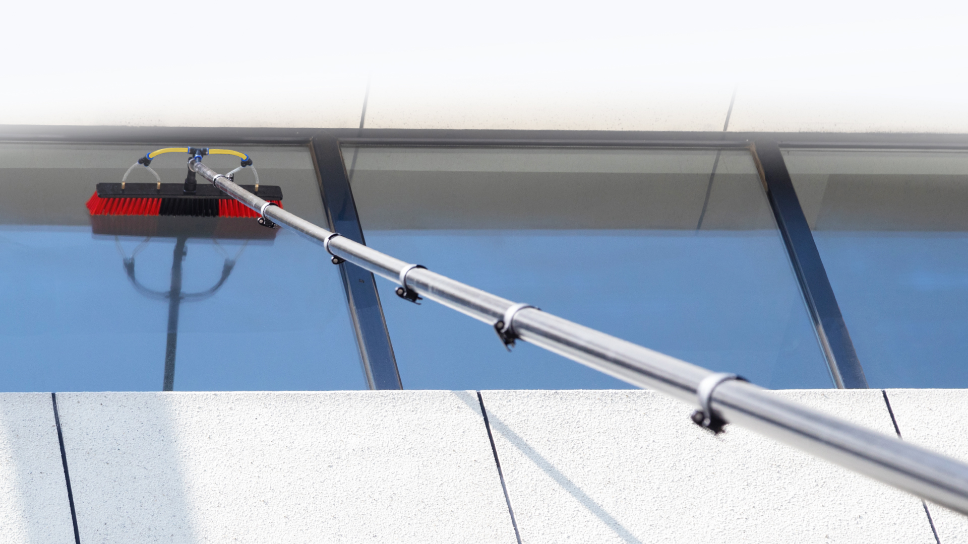 RHINO700-H1 High-Altitude Water Fed Pole